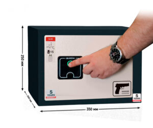 Seif 2 pistoale si munitie, amprenta, 250x350x260mm, 15kg, Griffon